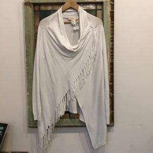 Love stitch Frindge Sweater